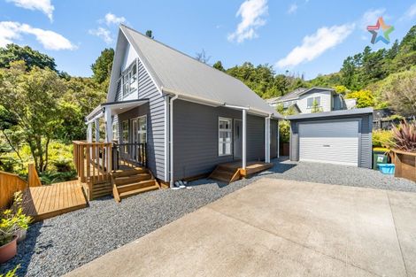 Photo of property in 129 Manuka Street, Stokes Valley, Lower Hutt, 5019