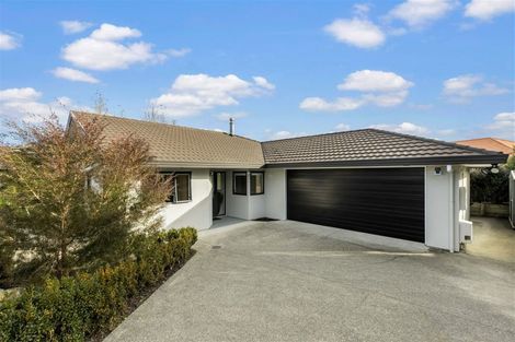 Photo of property in 56 Donald Street, Stanmore Bay, Whangaparaoa, 0932