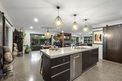 Photo of property in 10 Cooke Farm Grove, Waiwhakaiho, New Plymouth, 4312