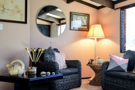 Photo of property in 43 Te Aroha Street, Hamilton East, Hamilton, 3216