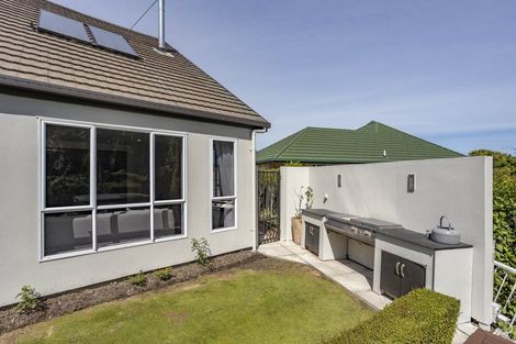 Photo of property in 10 Hossack Close, Belfast, Christchurch, 8051