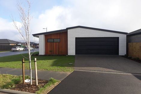 Photo of property in 2 Micah Place, Rolleston, 7615