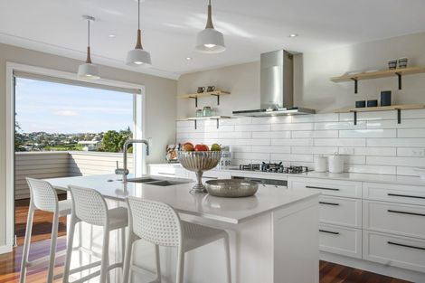 Photo of property in 78 Alexander Street, Cockle Bay, Auckland, 2014