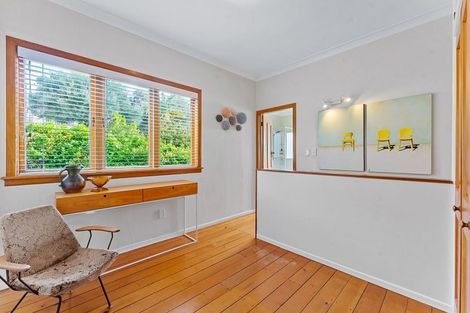 Photo of property in 14 Moore Street, Hillcrest, Auckland, 0627