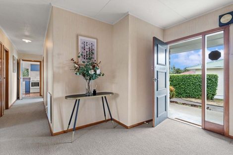 Photo of property in 7 Madden Place, Solway, Masterton, 5810