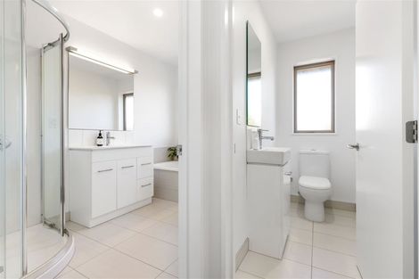 Photo of property in 11 Ambrosia Lane, Aidanfield, Christchurch, 8025