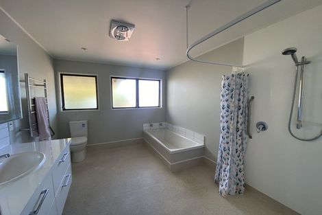 Photo of property in 1/78 Te Mata Road, Havelock North, 4130