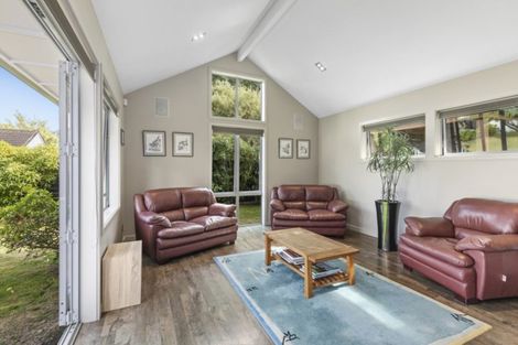 Photo of property in 373 Fergusson Drive, Heretaunga, Upper Hutt, 5018