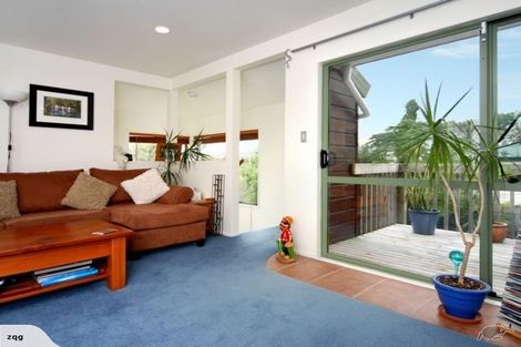 Photo of property in 221/19 Downing Street, Glenfield, Auckland, 0629