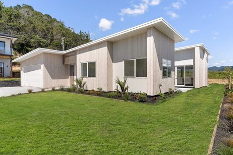 Photo of property in 16 Ian Hopper Way, Pauanui, 3579