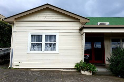 Photo of property in 3 Lincoln Road, Bluff Hill, Napier, 4110
