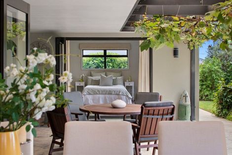 Photo of property in 14 Olive Close, Omokoroa, 3114