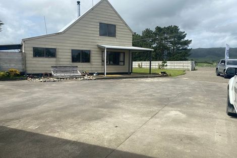 Photo of property in 928 Tennent Drive, Linton, Palmerston North, 4472