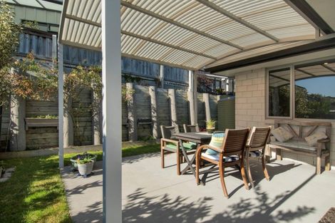 Photo of property in 76 Bert Wall Drive, Omokoroa, 3114