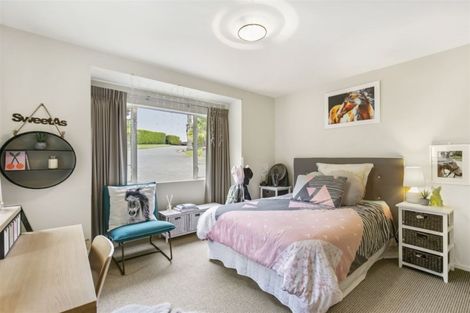 Photo of property in 54 Pinetone Road, Kumeu, 0892