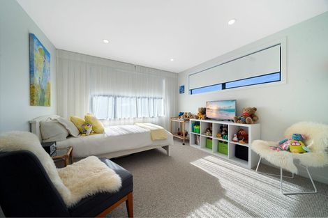 Photo of property in 14a Waitemata Road, Hauraki, Auckland, 0622