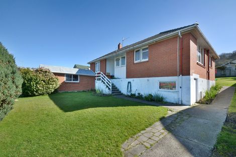 Photo of property in 218 South Road, Caversham, Dunedin, 9012