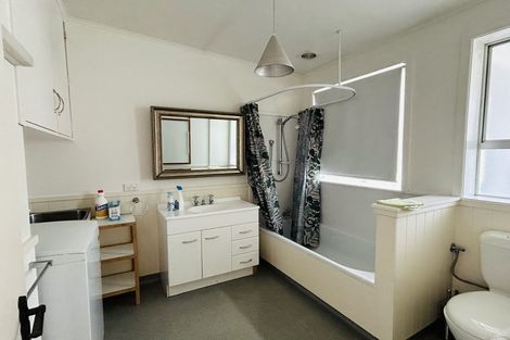 Photo of property in 6/72 Freyberg Street, Lyall Bay, Wellington, 6022