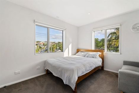 Photo of property in 68 Hebron Road, Waiake, Auckland, 0630