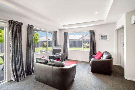 Photo of property in 8c Manor Drive, Rolleston, 7614