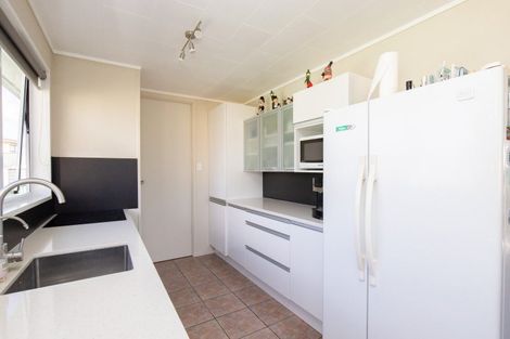 Photo of property in 41 Mahana Road, Ngatea, 3503