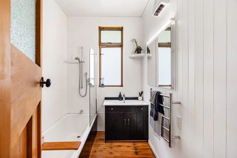 Photo of property in 313 Hill Road, Eskdale, Napier, 4182