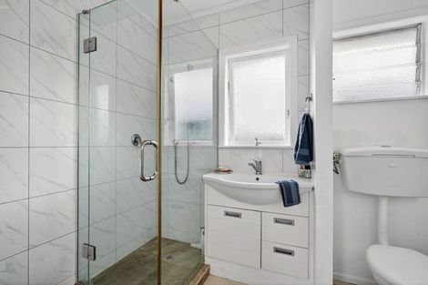 Photo of property in 1/2 Tye Road, Hillcrest, Auckland, 0627