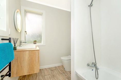 Photo of property in 22 Owen Road, Inner Kaiti, Gisborne, 4010