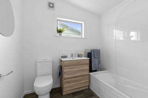 Photo of property in 79 Randwick Crescent, Moera, Lower Hutt, 5010