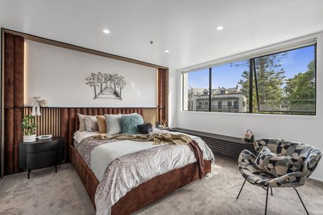 Photo of property in 1c/175 Hurstmere Road, Takapuna, Auckland, 0622