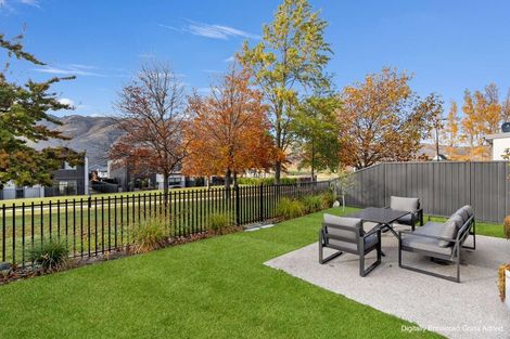 Photo of property in 28 Wallis Drive, Cromwell, 9310