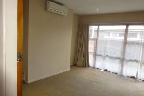 Photo of property in 2/254 Main Road North, Redwood, Christchurch, 8051