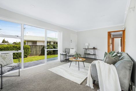 Photo of property in 28 Northolt Road, Fairview Downs, Hamilton, 3214