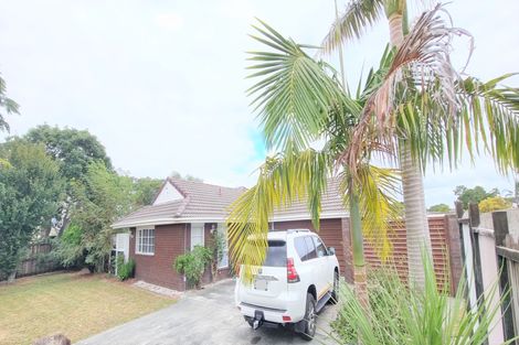 Photo of property in 2 Framalda Place, Conifer Grove, Takanini, 2112