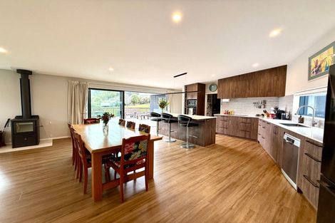 Photo of property in 13 Matuku Lane, Heathcote Valley, Christchurch, 8022