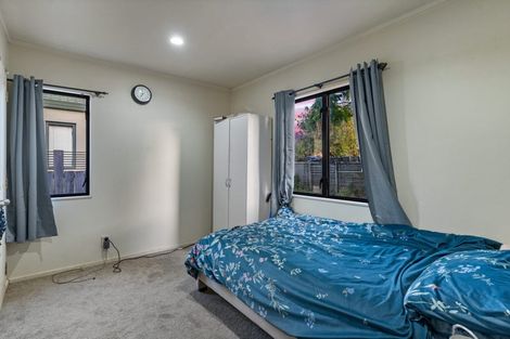 Photo of property in 11e Sturges Road, Henderson, Auckland, 0612