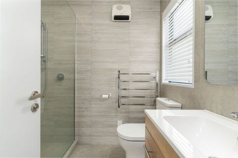 Photo of property in 39 Champion Street, Edgeware, Christchurch, 8013