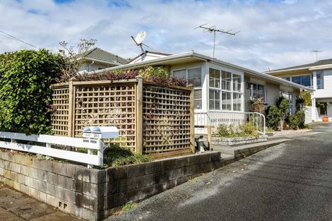 Photo of property in 38b Rimu Street, Strandon, New Plymouth, 4312