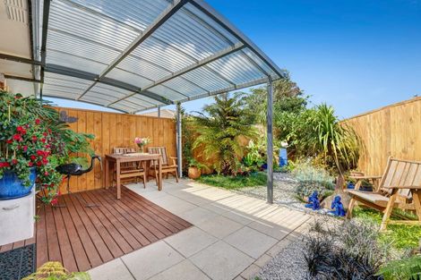Photo of property in 96a Lakeside Drive, Orewa, 0931