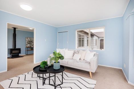 Photo of property in 101 Hillcrest Drive, Kelvin Grove, Palmerston North, 4414