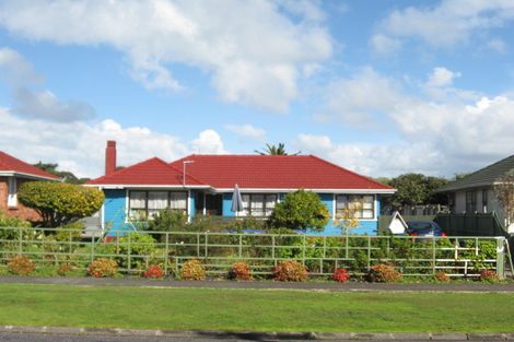 Photo of property in 62 Johnstones Road, Otara, Auckland, 2023