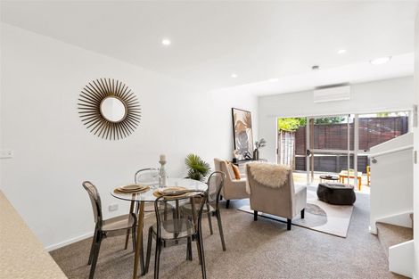 Photo of property in 8/206 Manuka Road, Bayview, Auckland, 0629