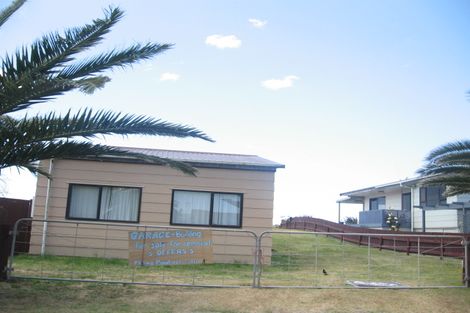 Photo of property in 11 Pukehina Parade, Pukehina, Te Puke, 3189