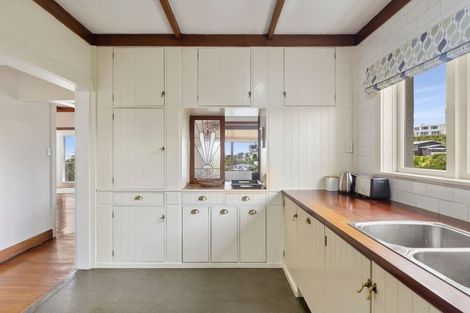 Photo of property in 10a Albert Road, Stepneyville, Nelson, 7010