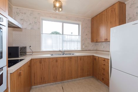 Photo of property in 48 Rehia Road, Massey, Auckland, 0614