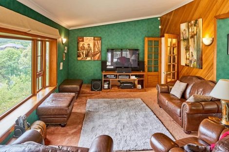 Photo of property in 5 Beavis Lane, Karori, Wellington, 6012