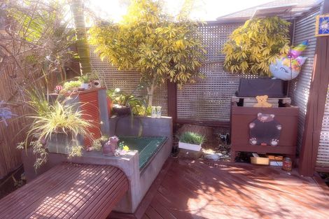 Photo of property in 2/17 Fieldstone Court, Northpark, Auckland, 2013