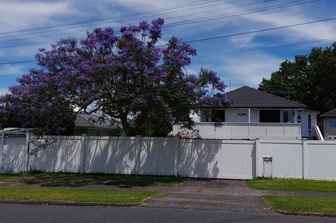 Photo of property in 31 Covil Avenue, Te Atatu South, Auckland, 0610