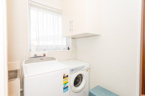 Photo of property in 10 Iona Place, Sockburn, Christchurch, 8042