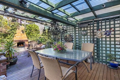 Photo of property in 34 Cavendish Square, Strathmore Park, Wellington, 6022